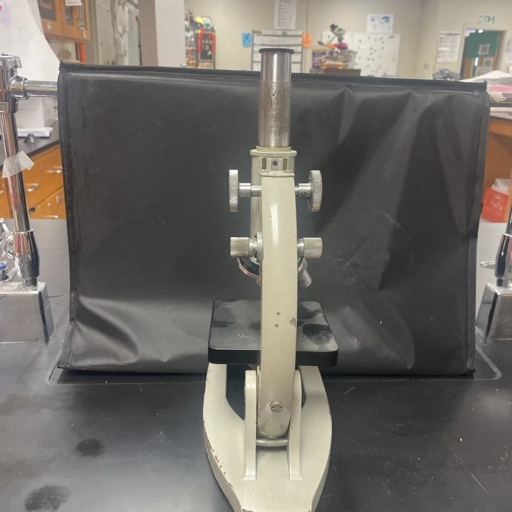 AS-IS Vintage BIOSCOPE SCIENCE CO.‎ MODEL H.S.-A MICROSOCPE